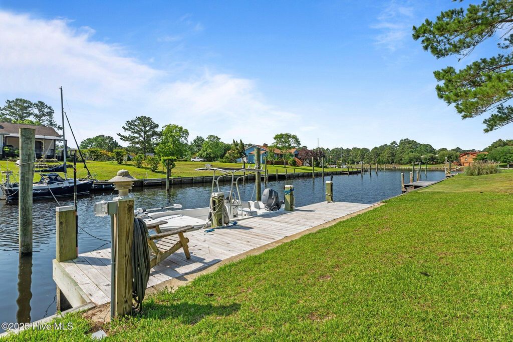 Photo of 6008 Cassowary Lane, New Bern, NC 28560 (MLS # 100509728)