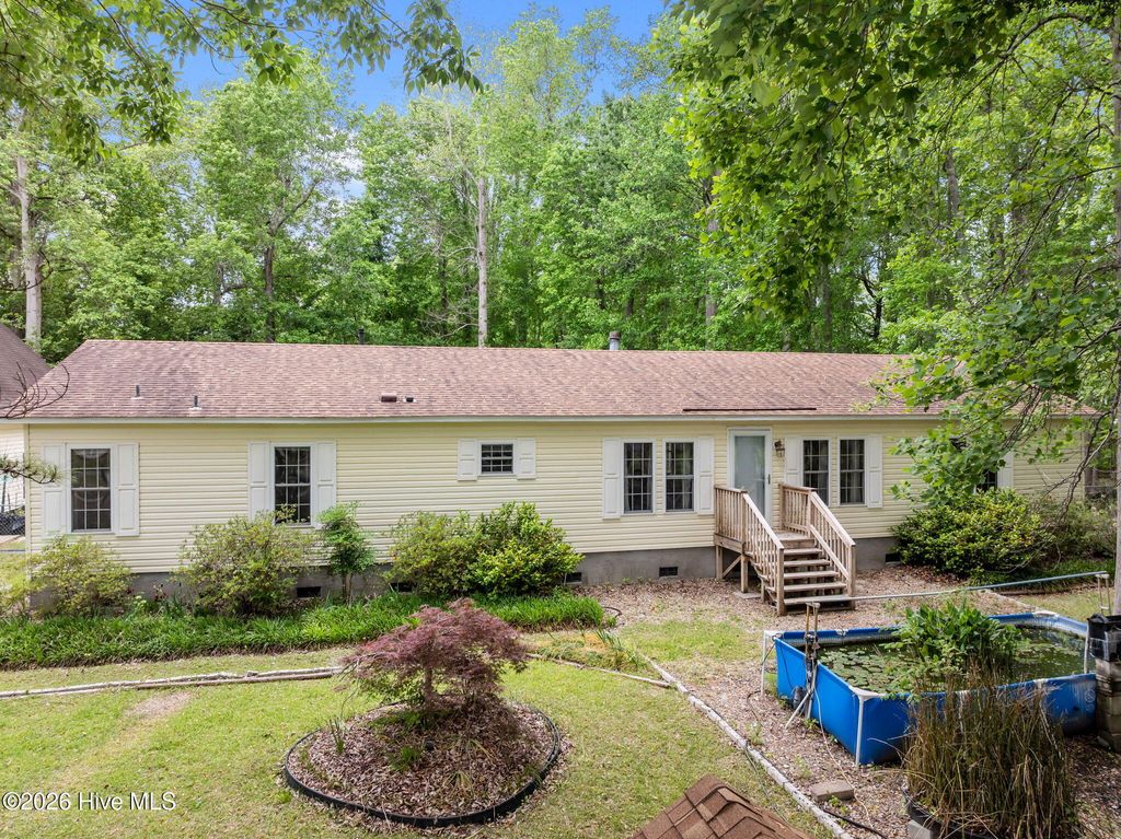 Photo of 209 Old Ironsides Road, Newport, NC 28570 (MLS # 100562463)