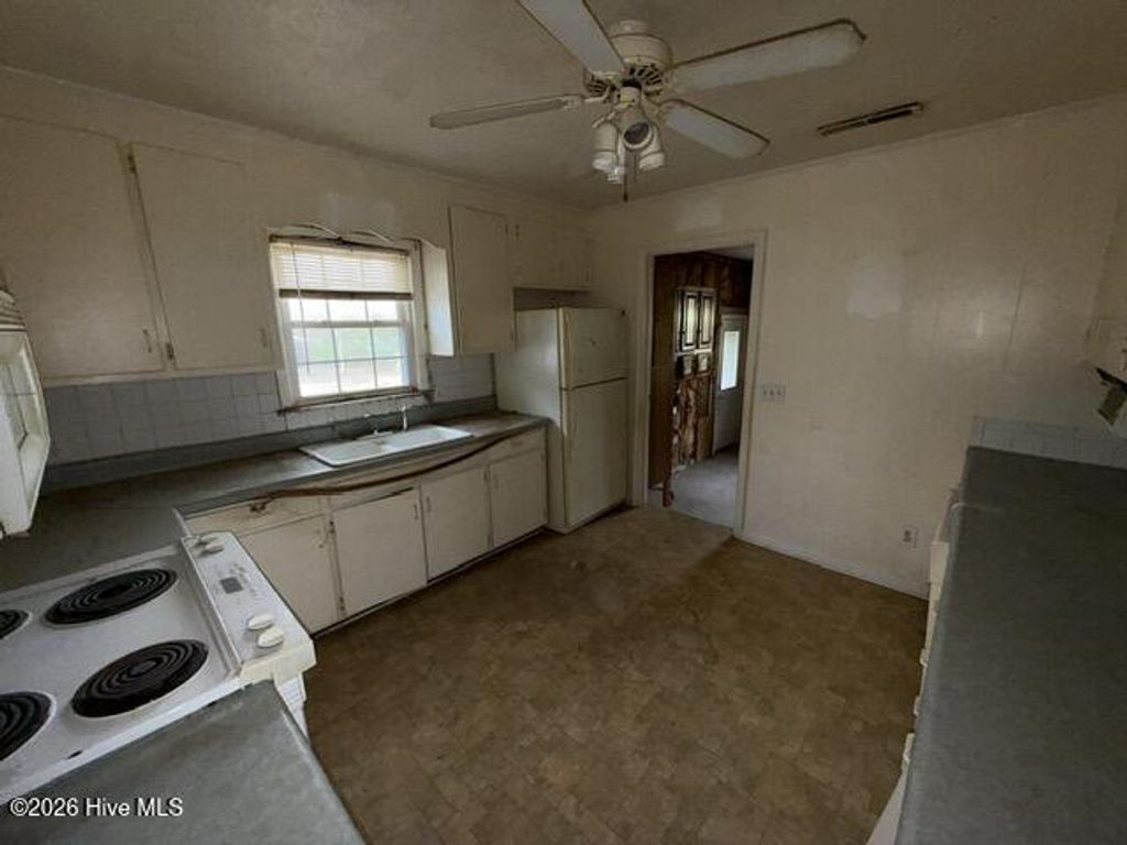 Photo of 313 Mohican Trail, Wilmington, NC 28409 (MLS # 100561213)