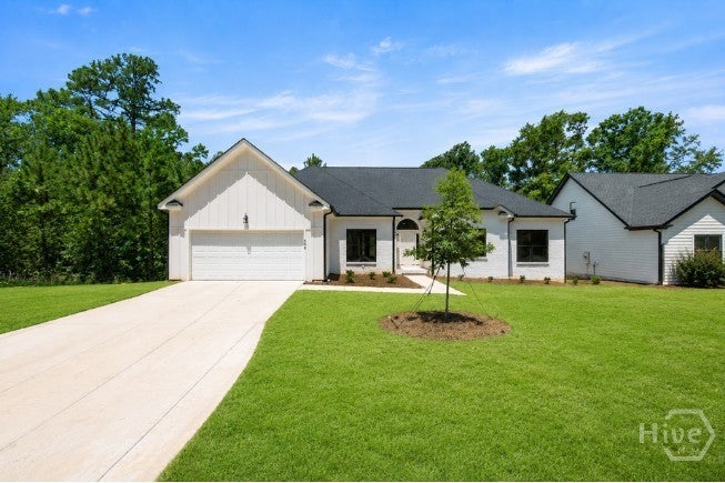 Photo of 400 Ansley DR, Athens, GA 30605 (MLS # CL366054)