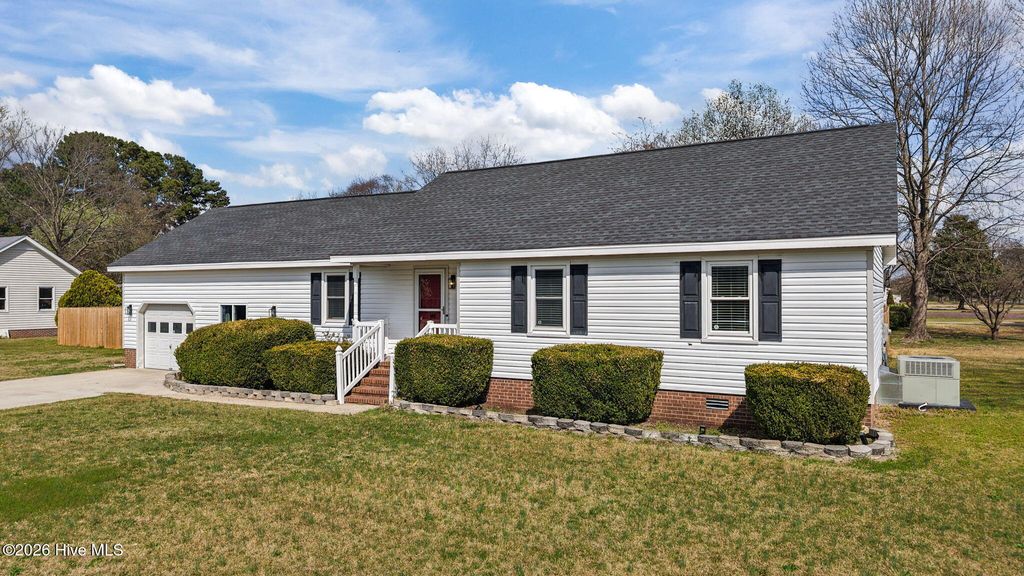 Photo of 141 Pate Circle, Goldsboro, NC 27530 (MLS # 100559488)