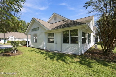Tiny photo for 3407 Belmont Circle, Wilmington, NC 28405 (MLS # 100610768)