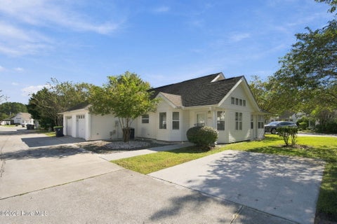 Tiny photo for 3407 Belmont Circle, Wilmington, NC 28405 (MLS # 100610768)