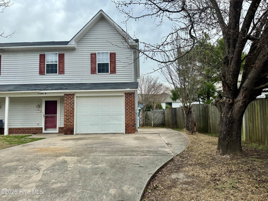 Photo of 2508 Bluff View Court #B, Greenville, NC 27834 (MLS # 100556826)
