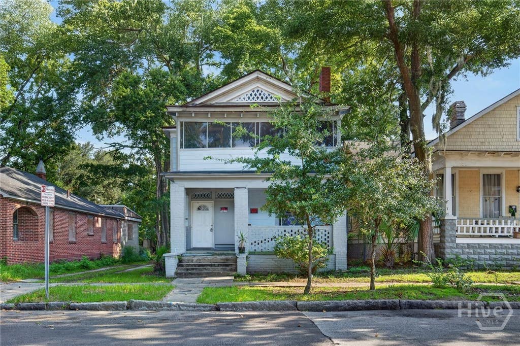 Photo of 1120 E 33rd Street, Savannah, GA 31404 (MLS # SA362609)