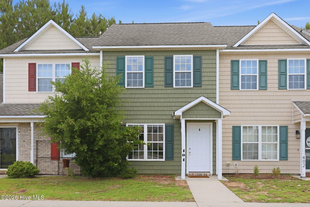 Photo of 404 Springwood Drive, Jacksonville, NC 28546 (MLS # 100582305)