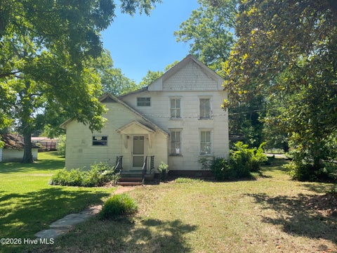 Homes For Sale - 303 Boush Street<br/> Roper, NC 27970