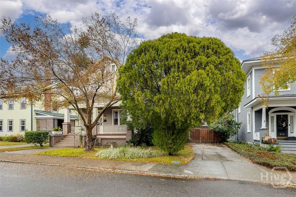 Photo of 514 Maupas Avenue, Savannah, GA 31401 (MLS # SA344692)