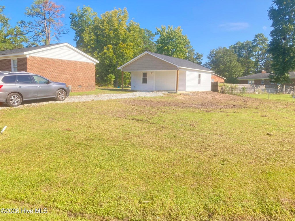 Photo of 1406 Mockingbird Lane, New Bern, NC 28562 (MLS # 100608079)