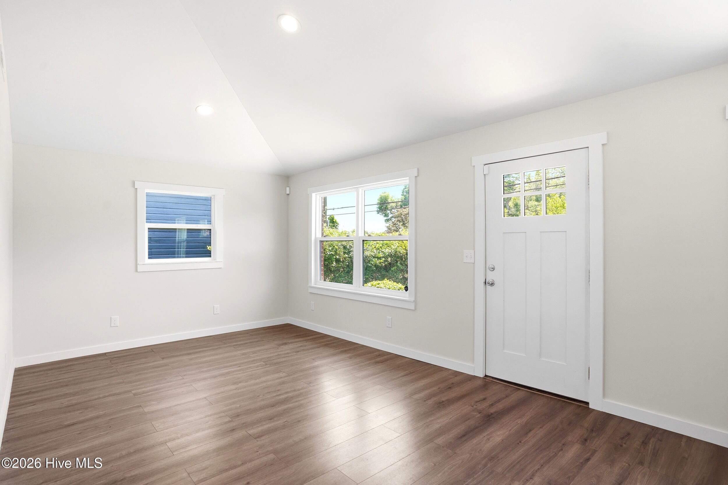 1307 S 7th Street