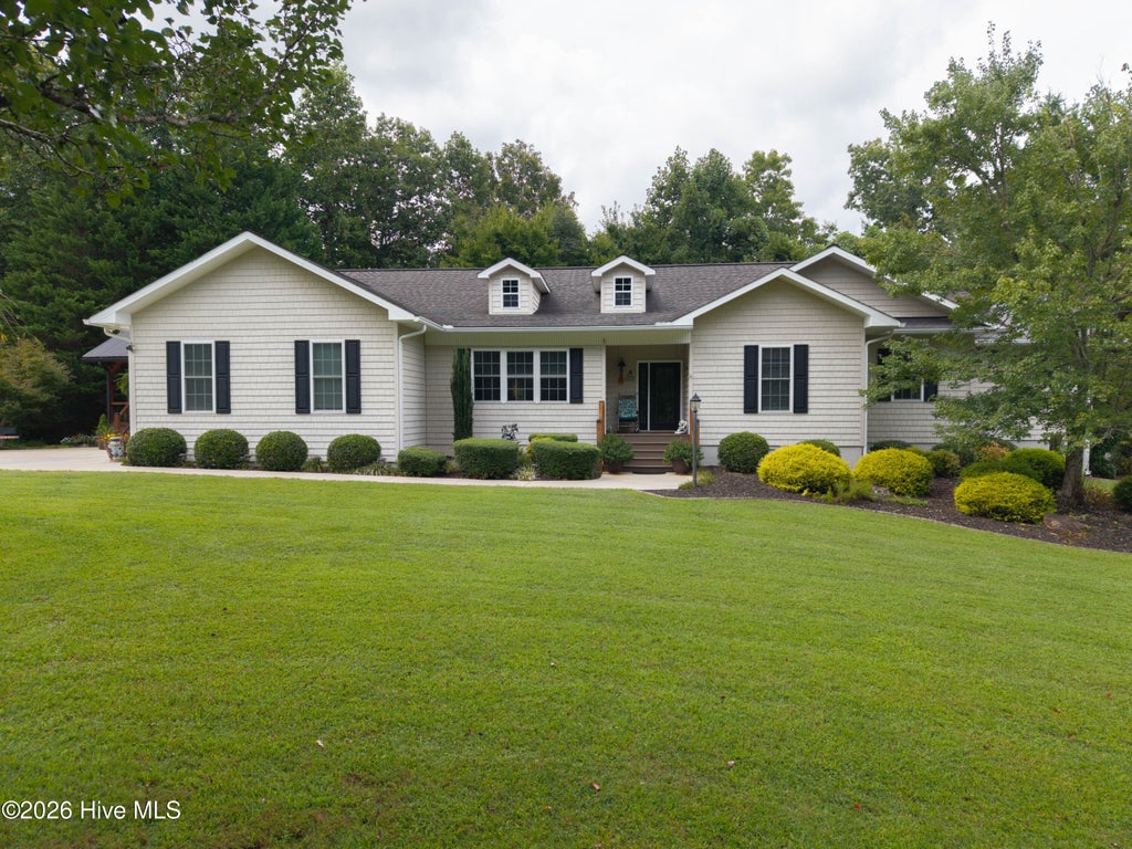 Photo of 622 Tarheel West Drive, Murphy, NC 28906 (MLS # 100602202)