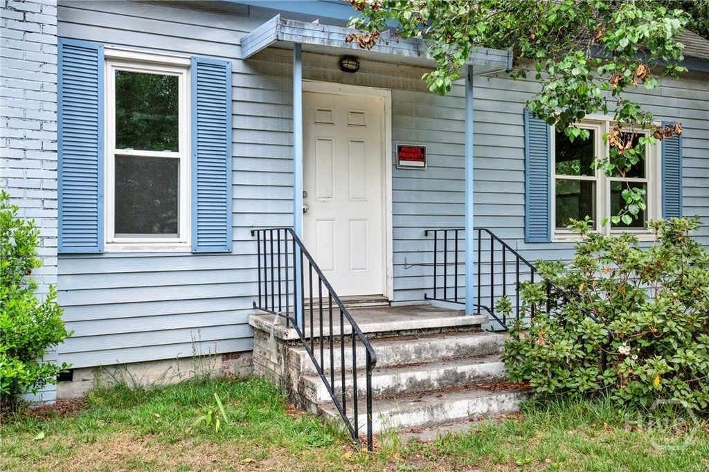Photo of 307 7th Avenue, Guyton, GA 31312 (MLS # SA353720)
