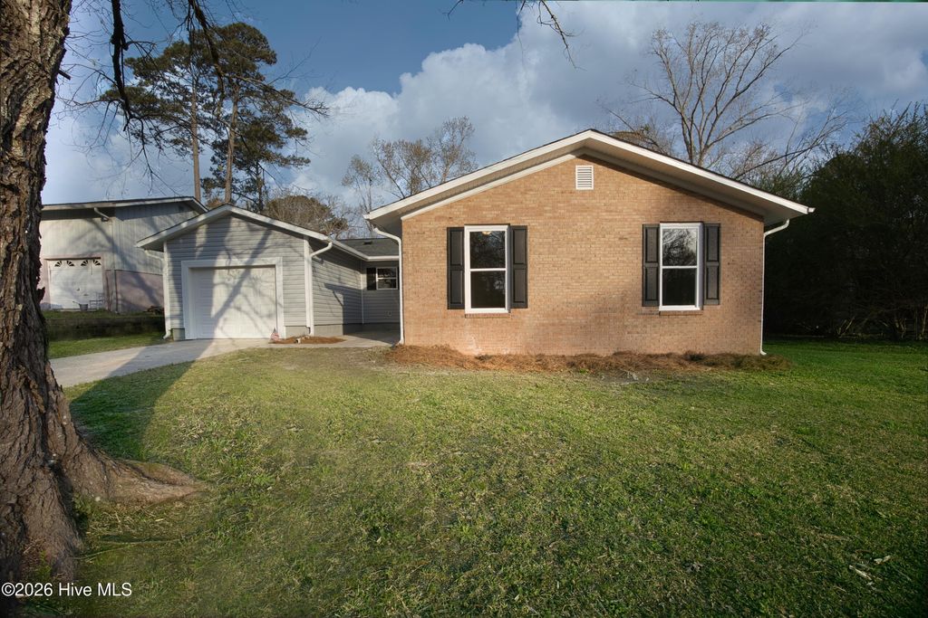 Photo of 119 Shadow Brook Drive, Jacksonville, NC 28546 (MLS # 100561992)