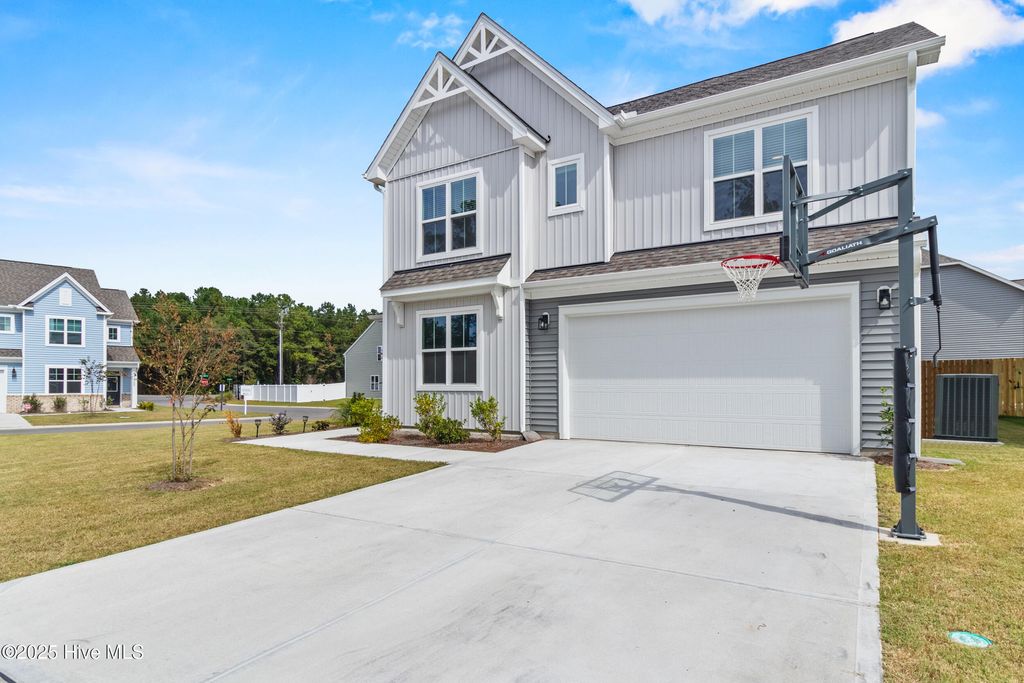 Photo of 7403 Julius Drive NE, Leland, NC 28451 (MLS # 100563734)