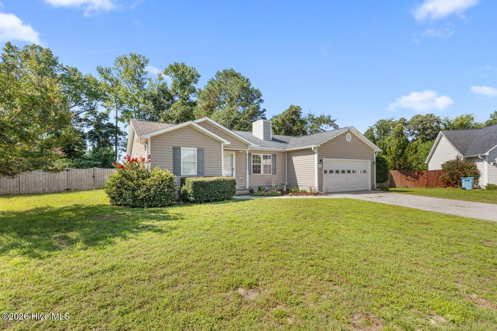 Photo of 207 Concord Lane, Richlands, NC 28574 (MLS # 100595345)