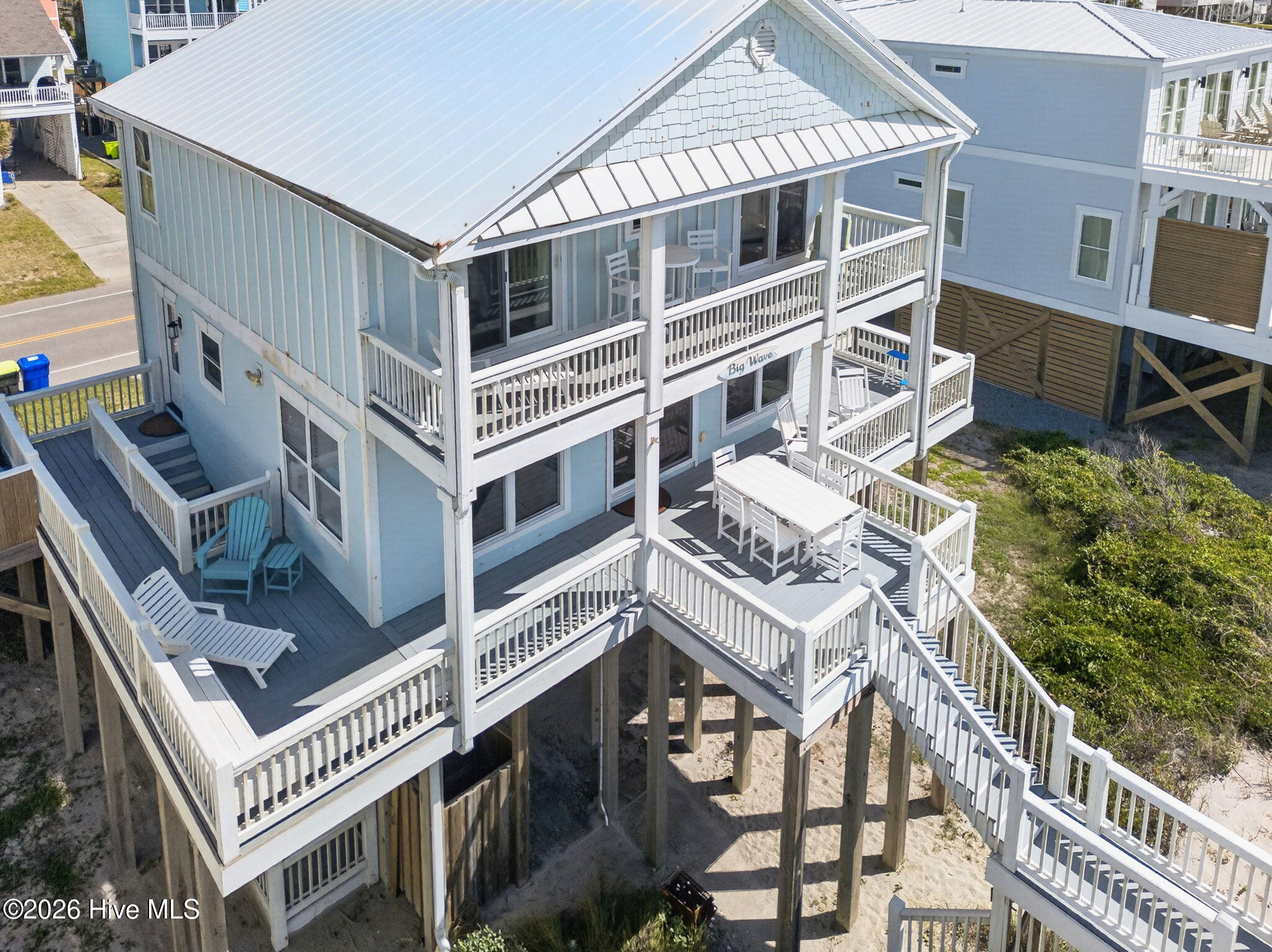 2319 W Beach Drive