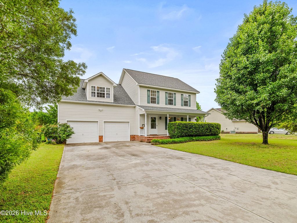 Photo of 221 Yearling Loop, Jacksonville, NC 28540 (MLS # 100573527)