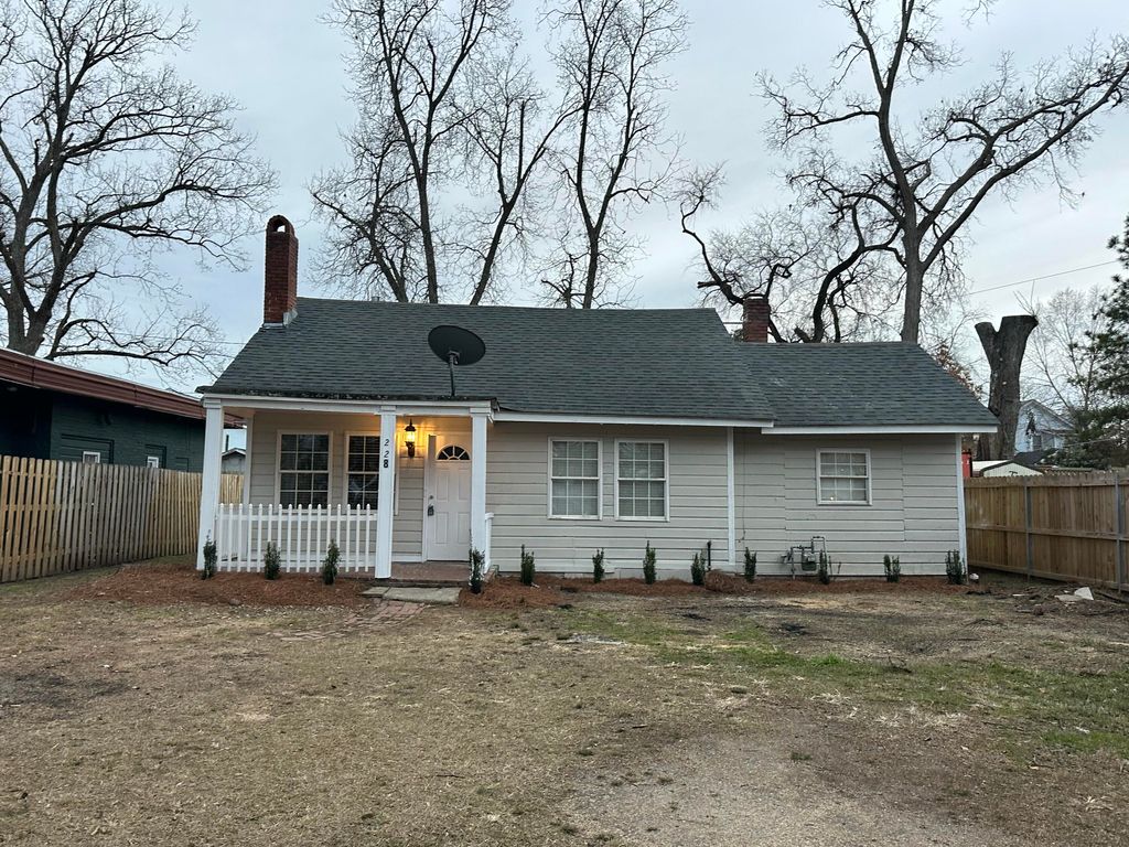 Photo of 228 Greene Street, Augusta, GA 30901 (MLS # 98252477)