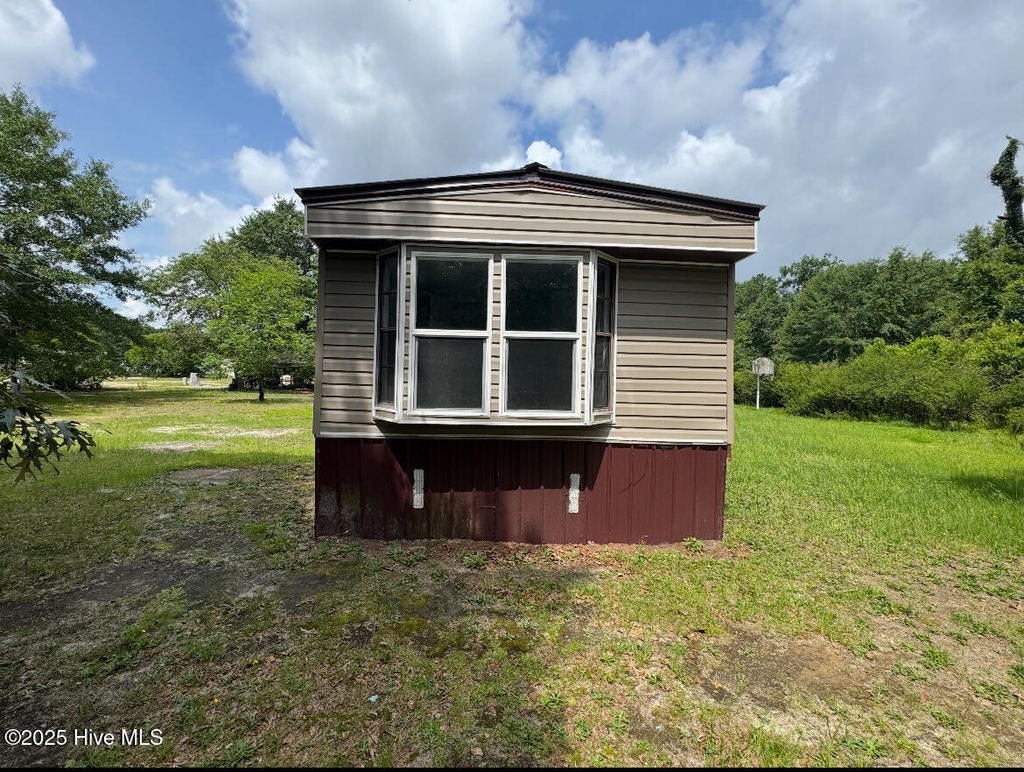 Photo of 6851 Old Wire Road, Laurel Hill, NC 28351 (MLS # 100547281)