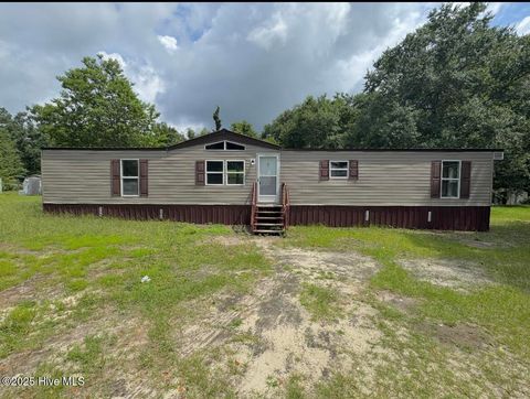 Homes For Sale - 6851 Old Wire Road<br/> Laurel Hill, NC 28351