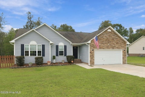 Tiny photo for 210 Gillespie Drive, Hubert, NC 28539 (MLS # 100604926)