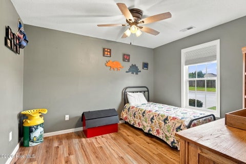 Tiny photo for 210 Gillespie Drive, Hubert, NC 28539 (MLS # 100604926)