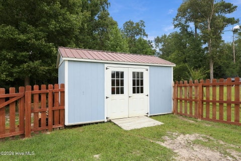 Tiny photo for 210 Gillespie Drive, Hubert, NC 28539 (MLS # 100604926)