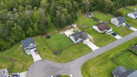 Tiny photo for 210 Gillespie Drive, Hubert, NC 28539 (MLS # 100604926)