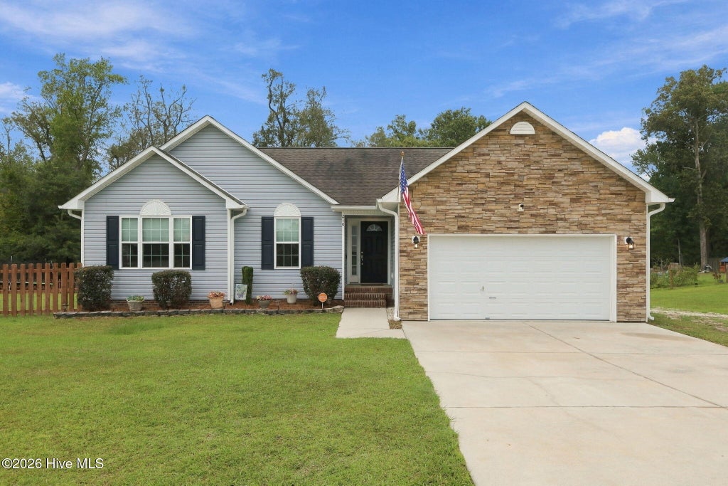 Photo of 210 Gillespie Drive, Hubert, NC 28539 (MLS # 100604926)