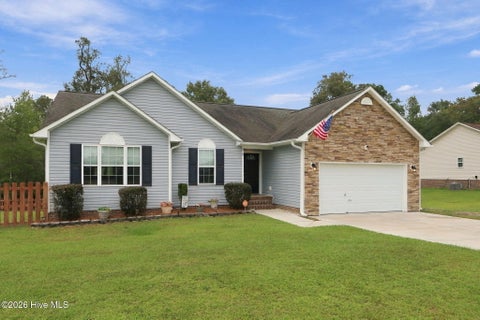 Tiny photo for 210 Gillespie Drive, Hubert, NC 28539 (MLS # 100604926)