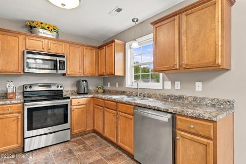 Tiny photo for 210 Gillespie Drive, Hubert, NC 28539 (MLS # 100604926)