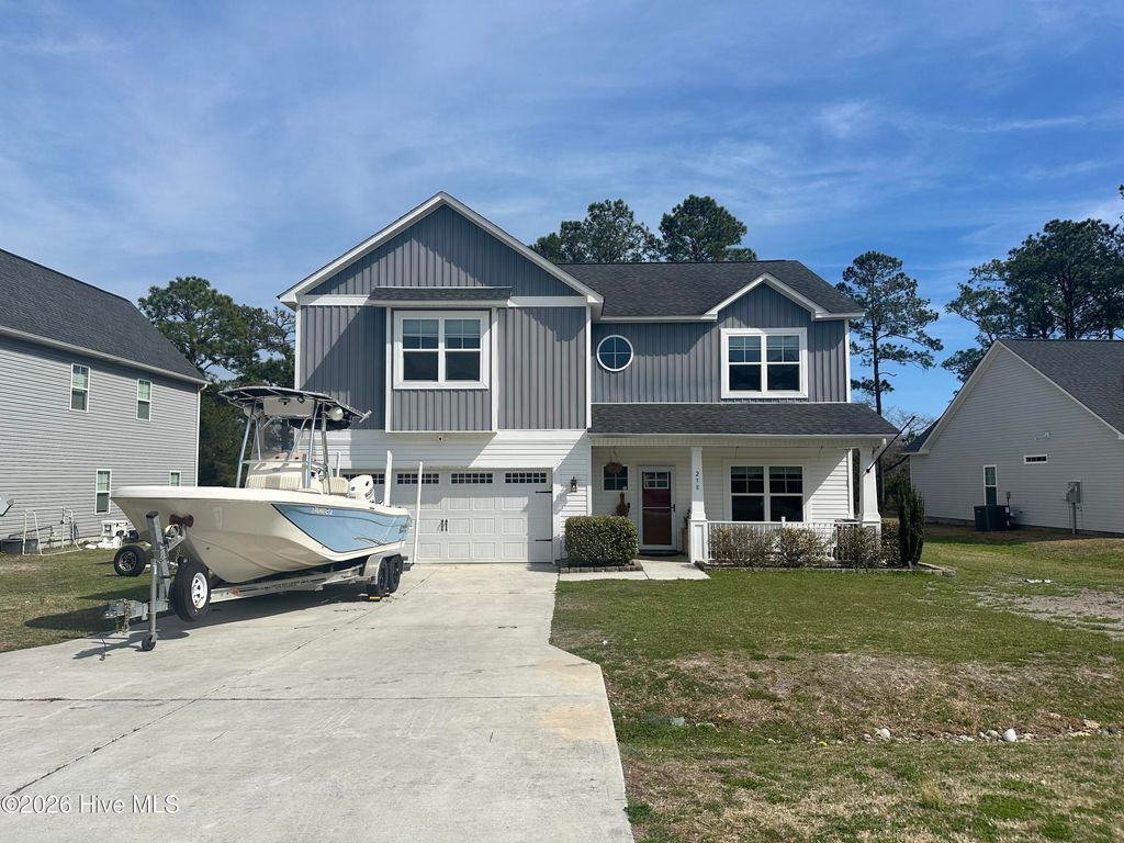 Photo of 238 E Ivybridge Drive, Hubert, NC 28539 (MLS # 100559148)