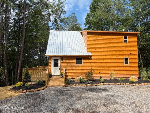 99 Noelles Pass