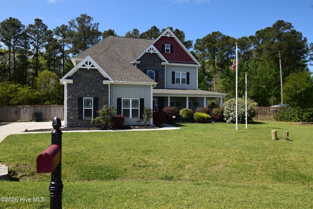 Photo of 612 Dezi Lane, Hubert, NC 28539 (MLS # 100566647)