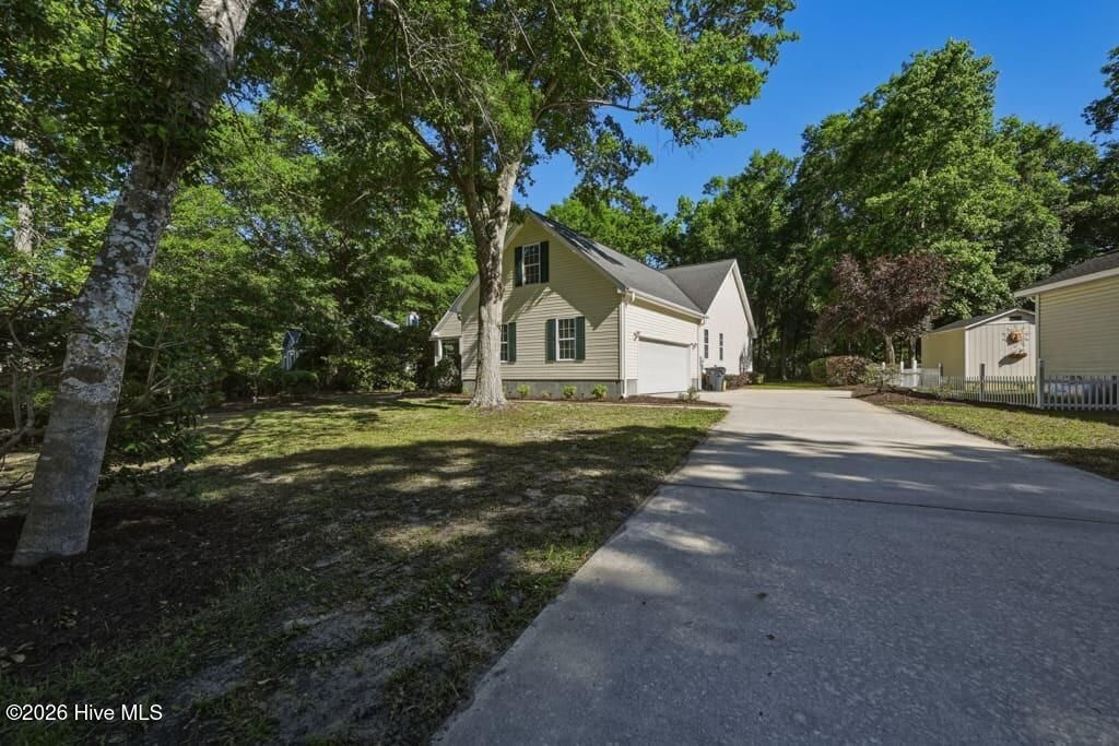 Photo of 1806 Tree Shore Circle SW, Ocean Isle Beach, NC 28469 (MLS # 100574699)