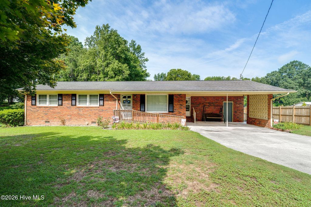 Photo of 241 N Monk Street, Magnolia, NC 28453 (MLS # 100591648)