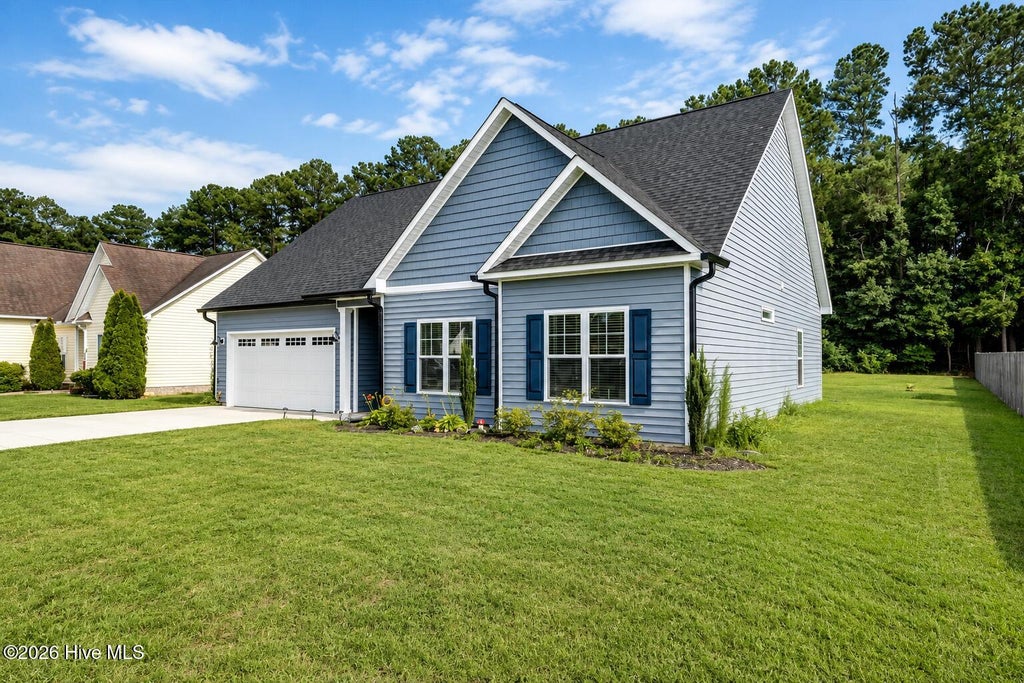 Photo of 209 Pecan Grove Court, New Bern, NC 28562 (MLS # 100591580)