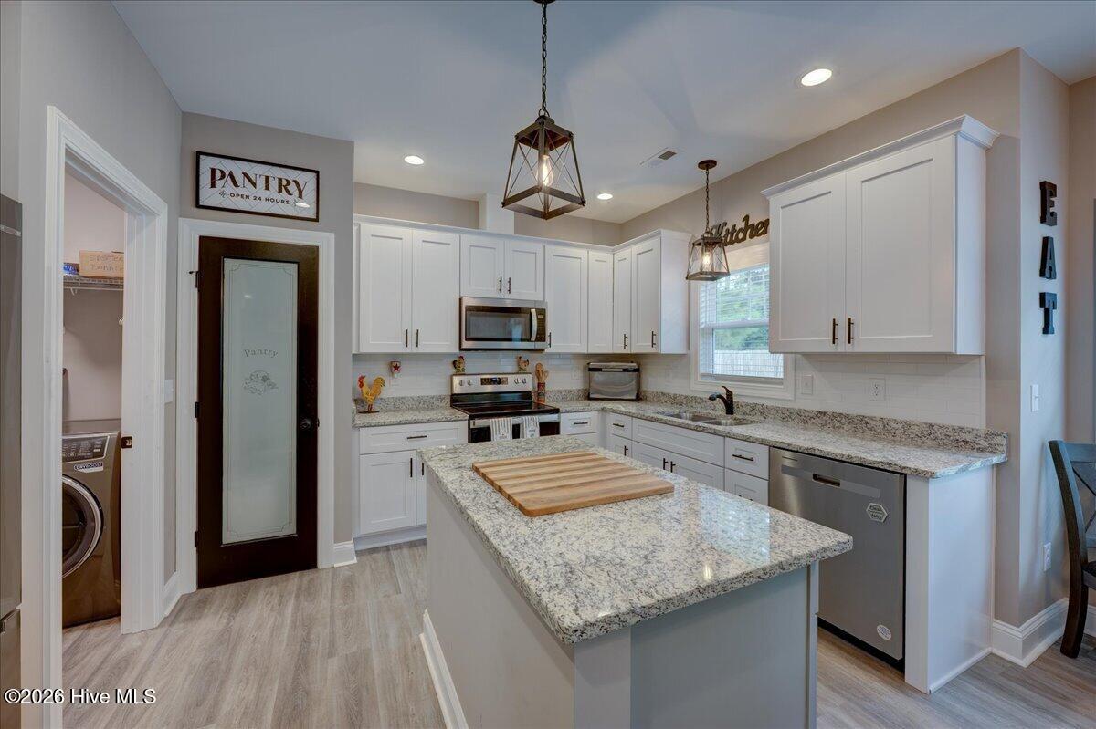 209 Pecan Grove Court