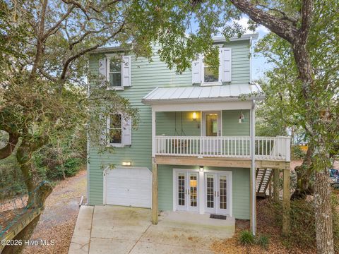 Photo of 109 Sea Urchin Court, Surf City, NC 28445 (MLS # 100552067)