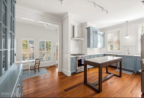 Tiny photo for 121 S 5th Avenue, Wilmington, NC 28401 (MLS # 100556093)