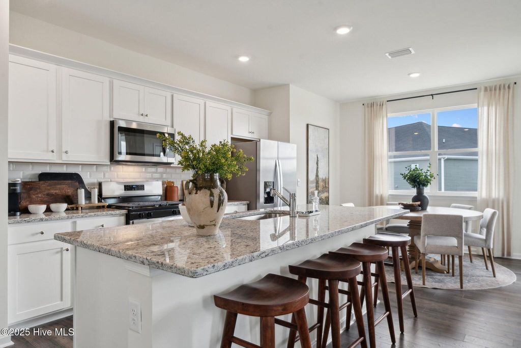 Photo of 302 Mizzen Way, Elizabeth City, NC 27909 (MLS # 100552574)