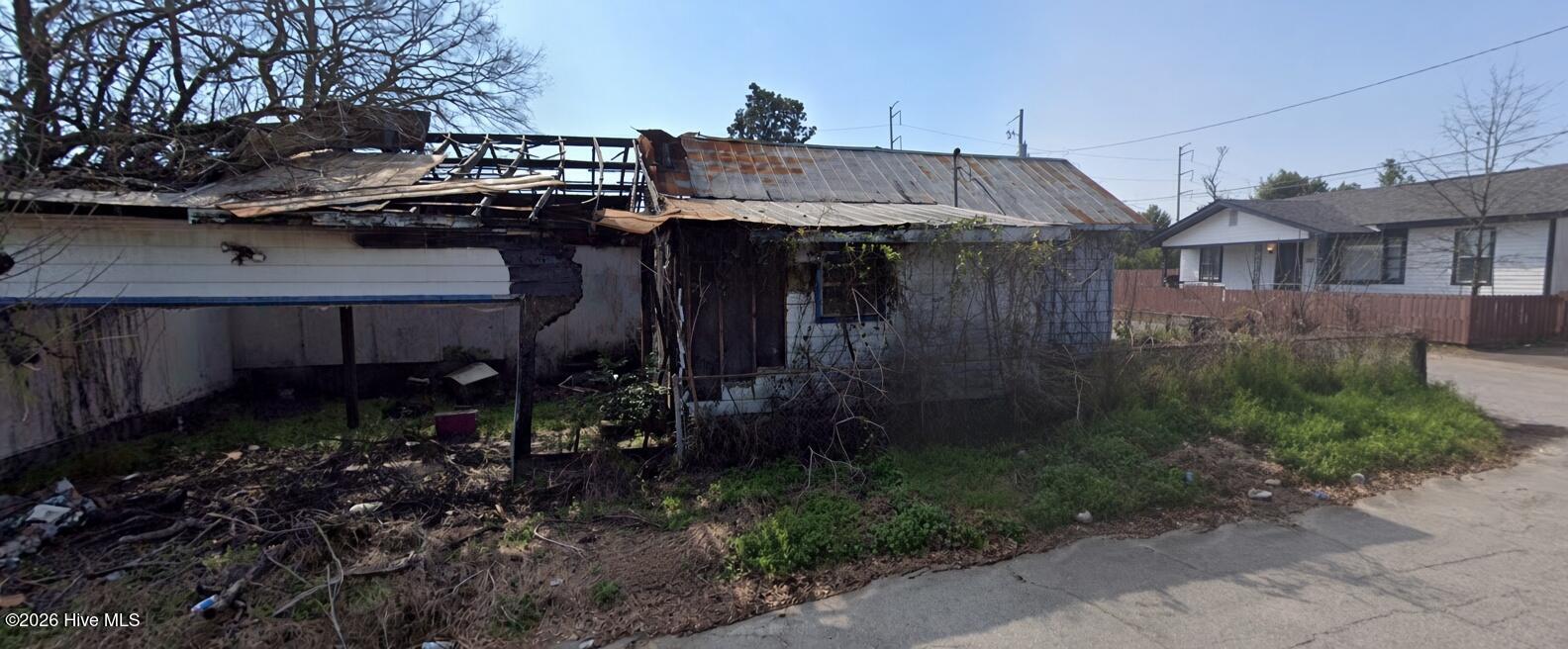 1005 Kent Street
