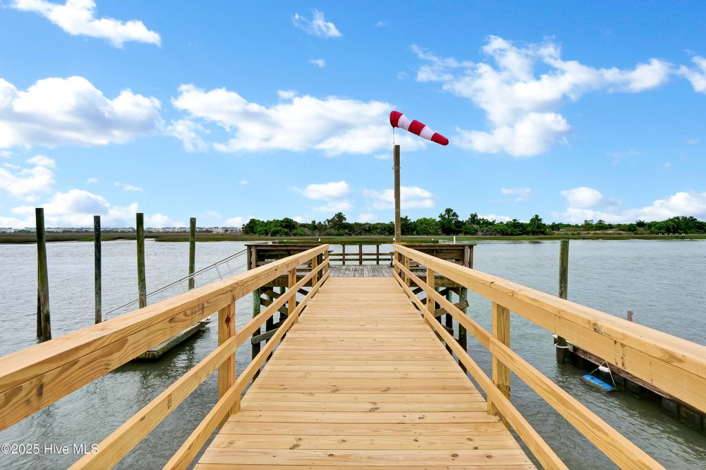 Photo of 5459 Cardinal Road SW, Ocean Isle Beach, NC 28469 (MLS # 100557833)