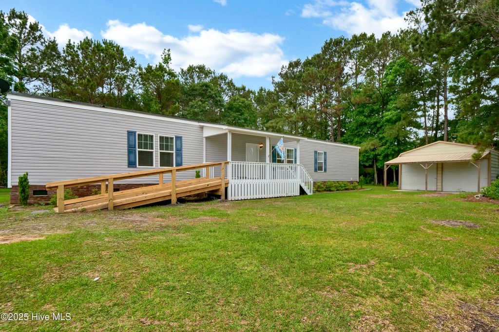 Photo of 5459 Cardinal Road SW, Ocean Isle Beach, NC 28469 (MLS # 100557833)