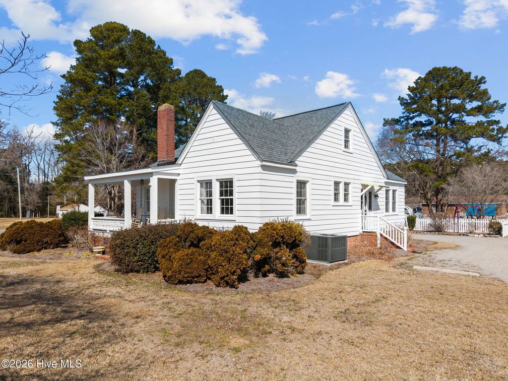 Photo of 2280 W 5th Street, Washington, NC 27889 (MLS # 100554755)
