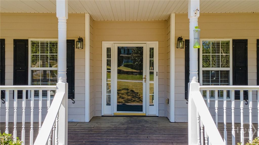 Photo of 149 Walnut Ridge Drive, Hoschton, GA 30548 (MLS # CL354886)