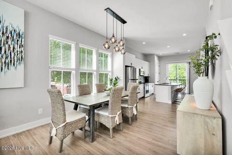 Tiny photo for 618 N 6th Street, Wilmington, NC 28401 (MLS # 100568881)