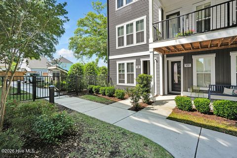 Tiny photo for 618 N 6th Street, Wilmington, NC 28401 (MLS # 100568881)