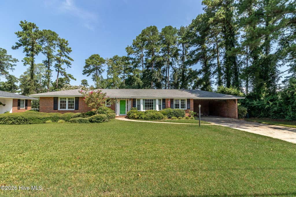 Photo of 2915 Hampshire Drive, Augusta, GA 30909 (MLS # 100597859)