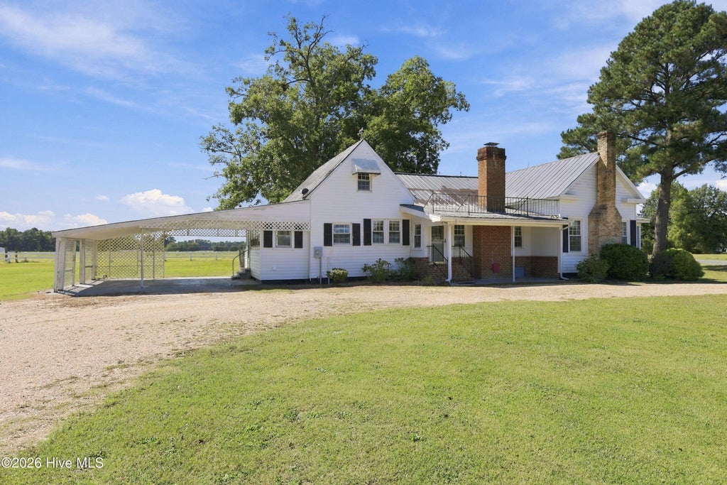 Photo of 727 Share Cake Road, Clinton, NC 28328 (MLS # 100609340)